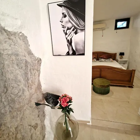 Roko Tragurion Villa *