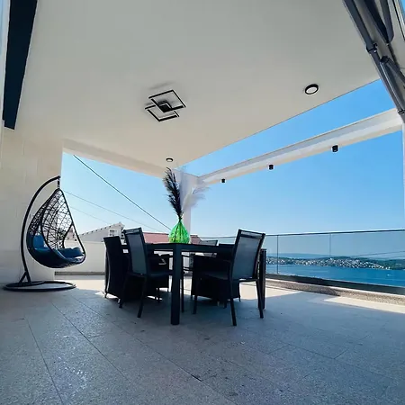 Roko Tragurion 트로기르