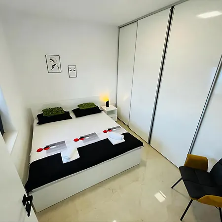 빌라 Roko Tragurion