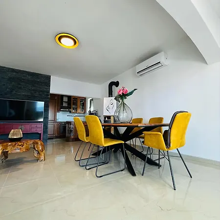 Roko Tragurion 빌라